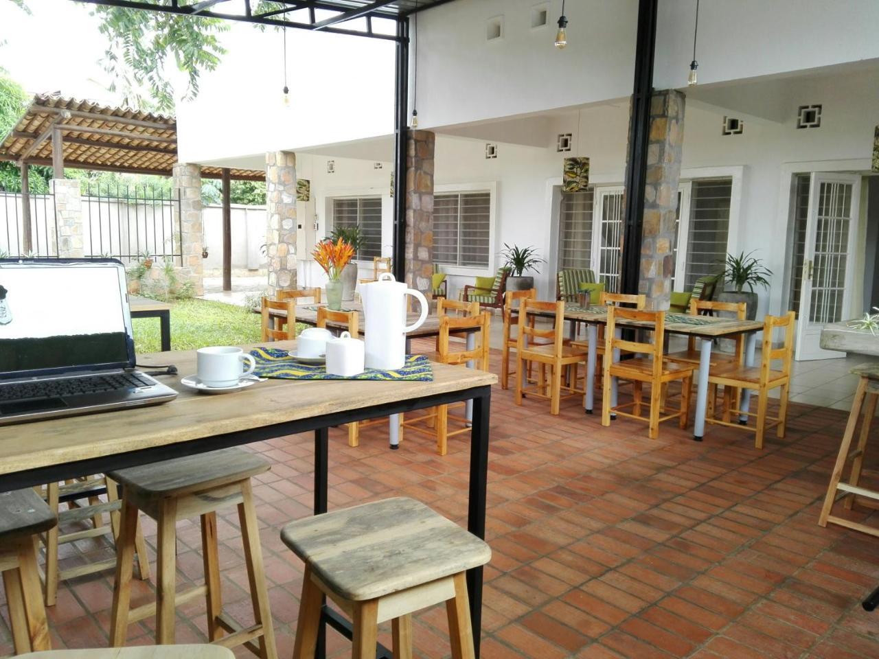Urban Lodge Bujumbura Exterior foto